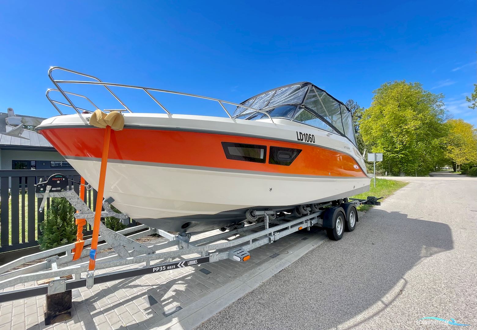 Uttern D 77 Motorbåt 2015, med Mercury Verado CV 250 motor, Tyskland