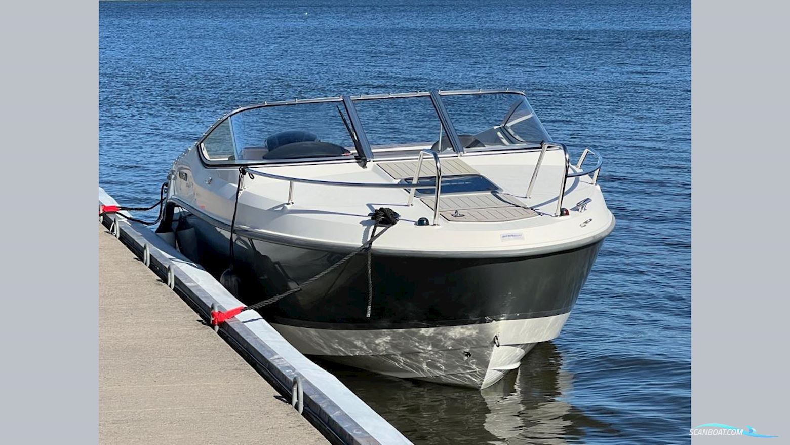 Uttern D57 Motorbåt 2016, med Mercury motor, Sverige