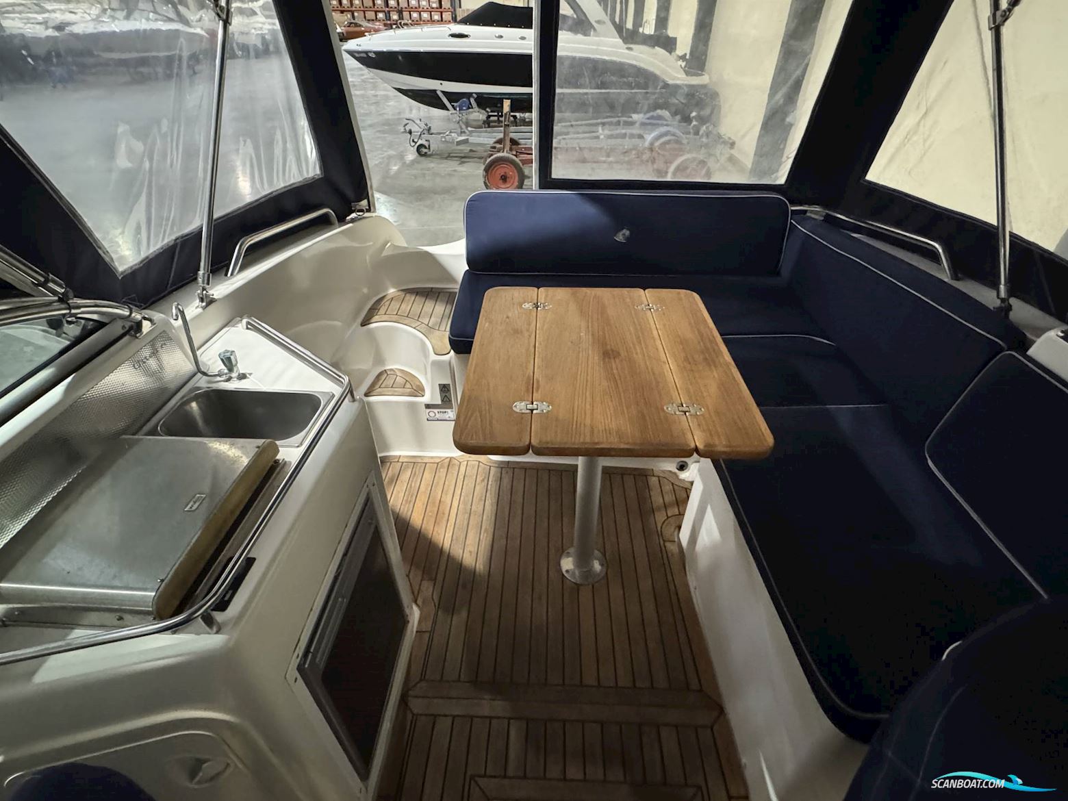 Uttern D68 Exclusive - Mercruiser 4.3
