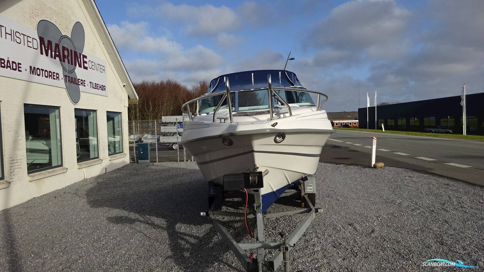 Uttern D68 Exclusive Med 4,3 Mpi og Trailer