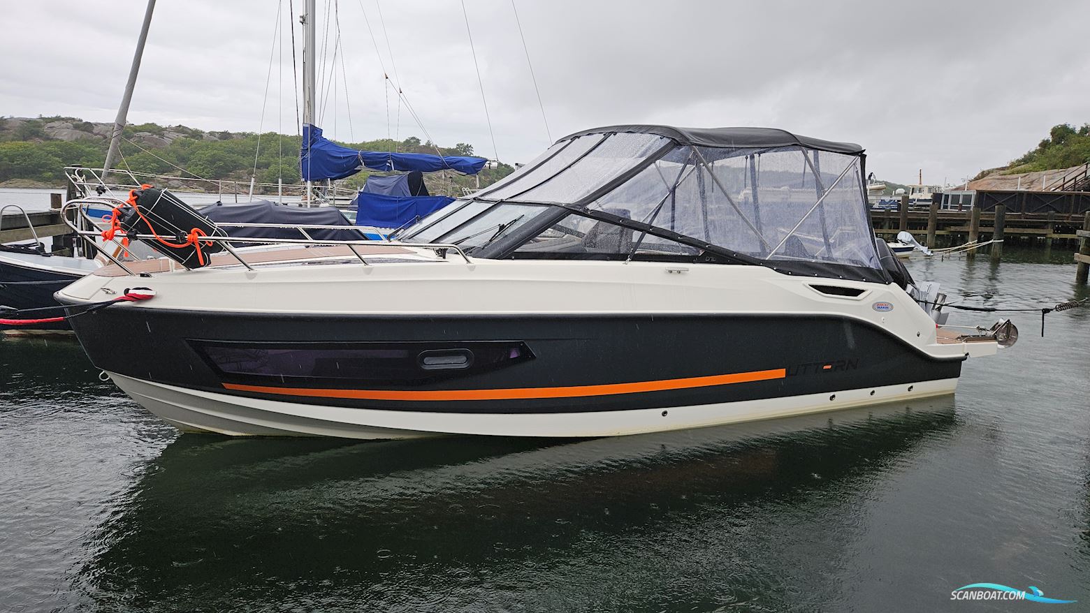Uttern D70 Motorbåt 2023, med Mercury V8 300Hk motor, Sverige
