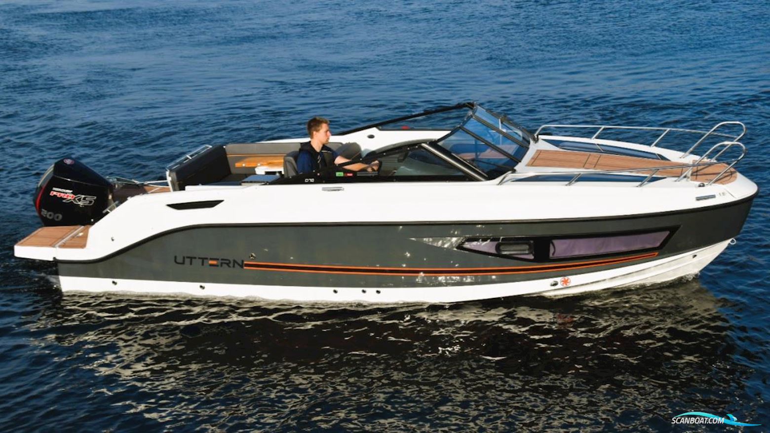 Uttern D70 Motorbåt 2022, med Mercury motor, Sverige