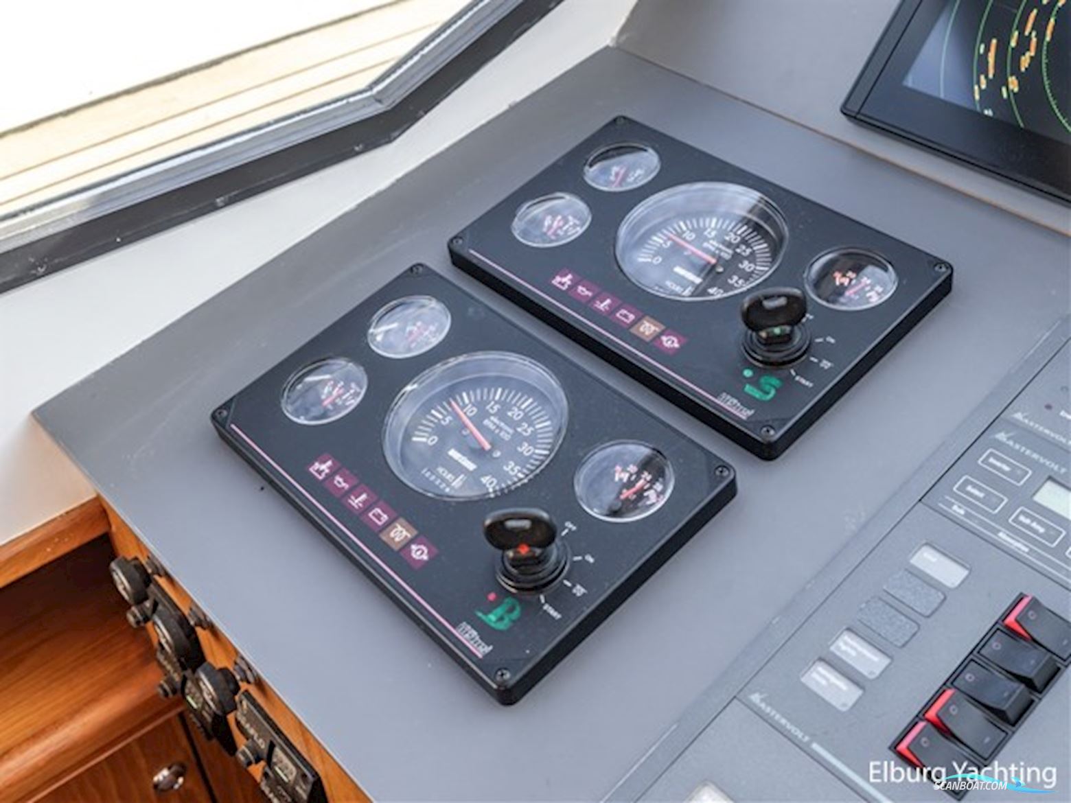 Valk Continental 1600 - Open Kuip