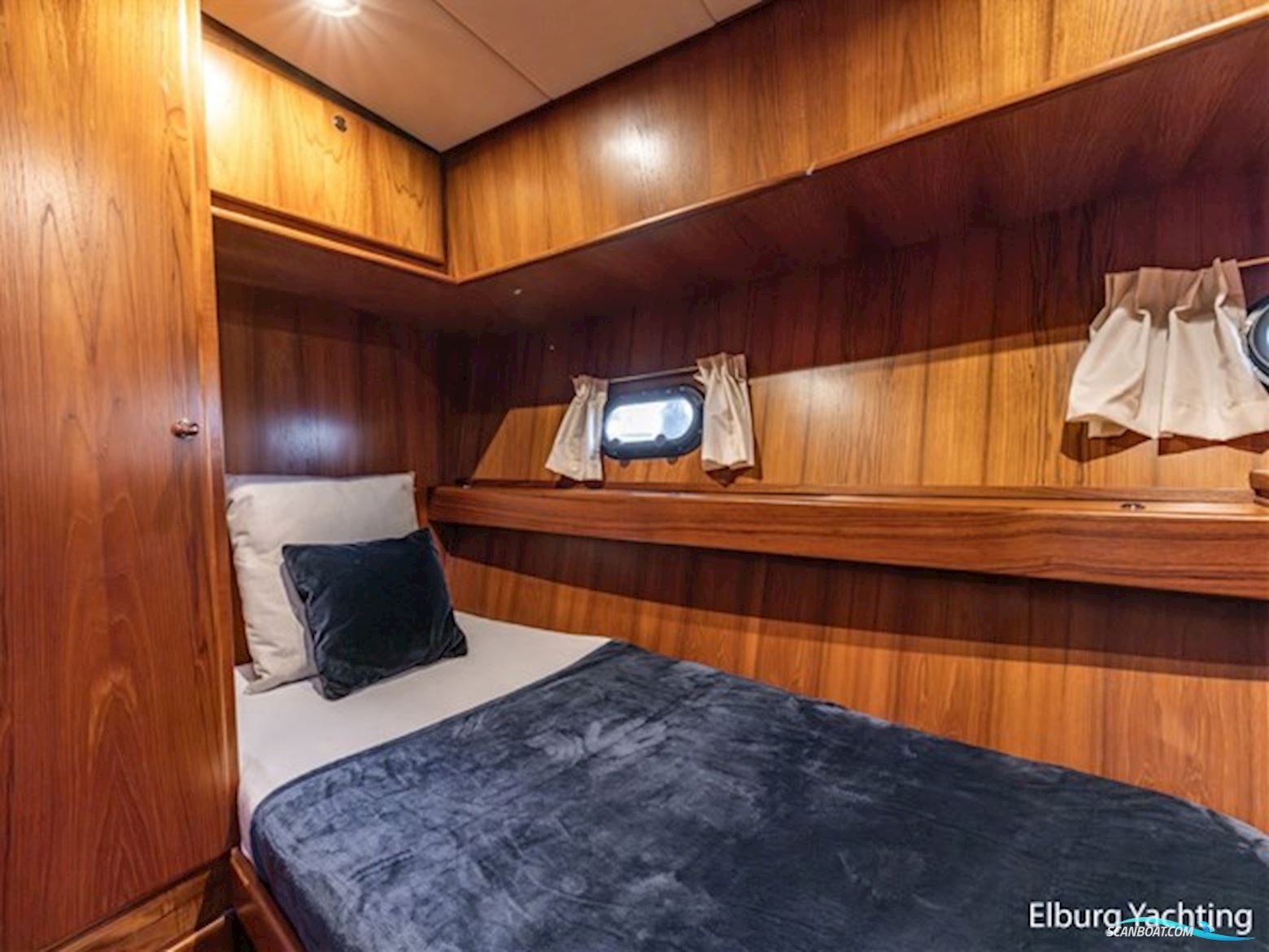 Valk Continental 1600 - Open Kuip