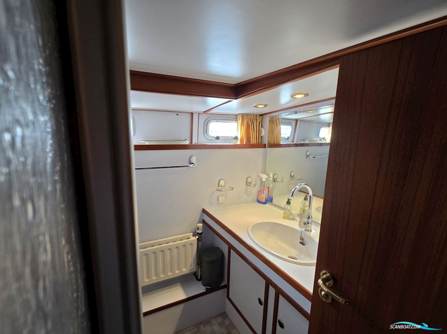 Valk Spiegelkotter 15.50