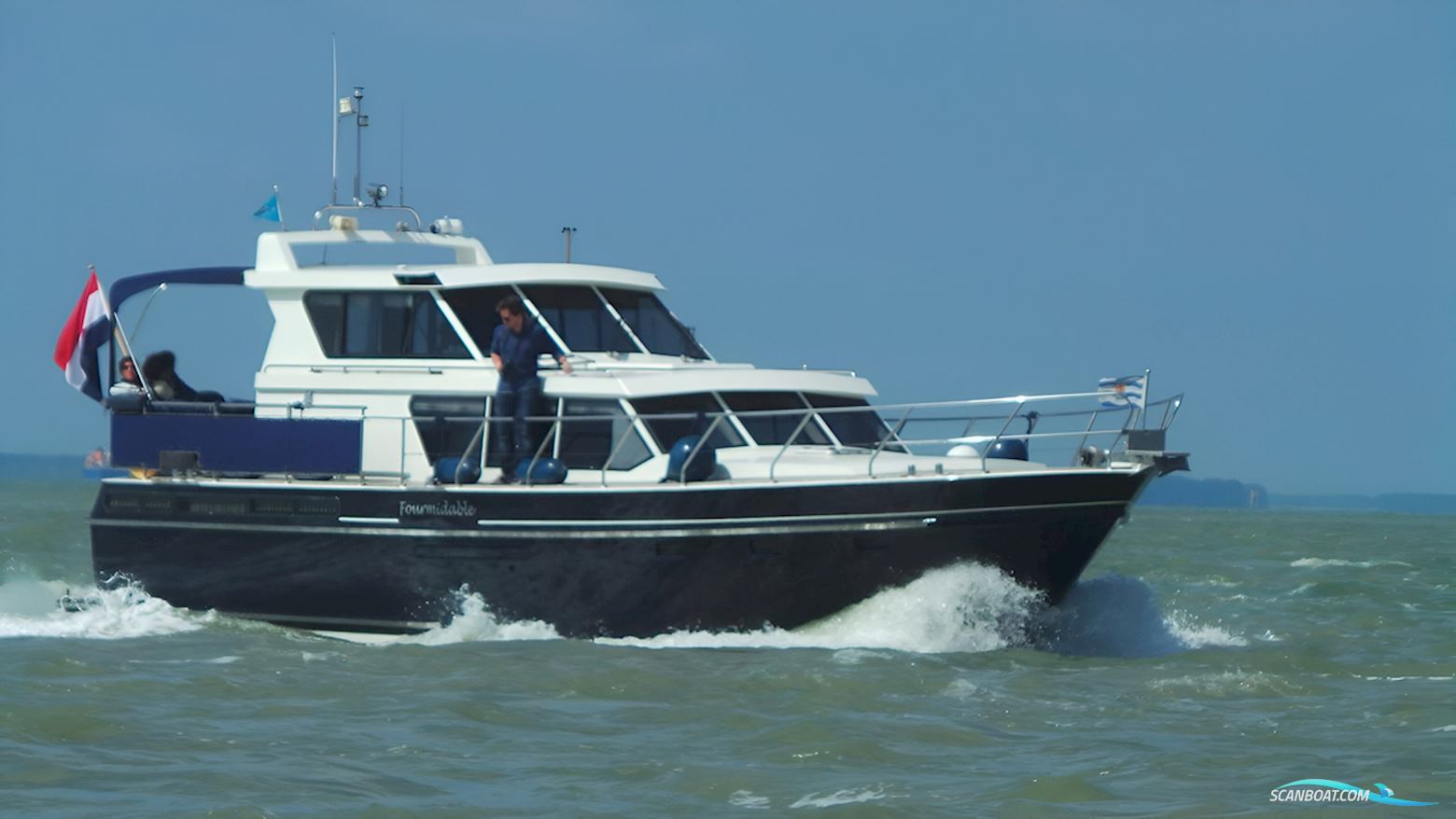 Valk Super Falcon 45 GS