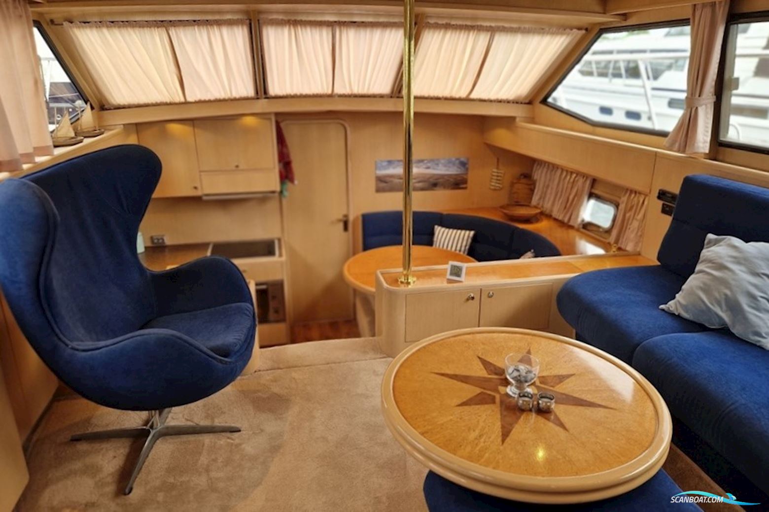 Valk Vitesse 48