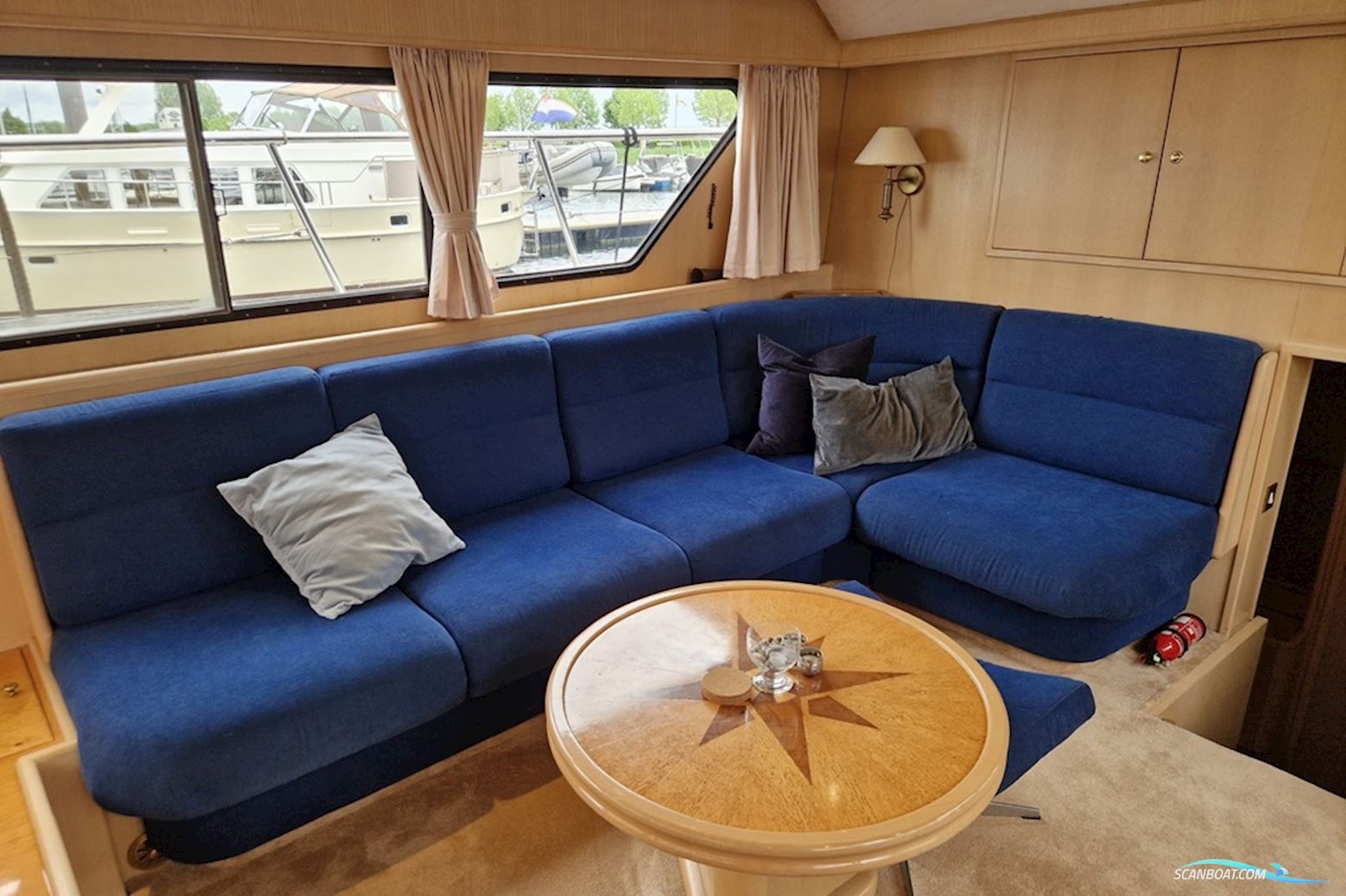 Valk Vitesse 48