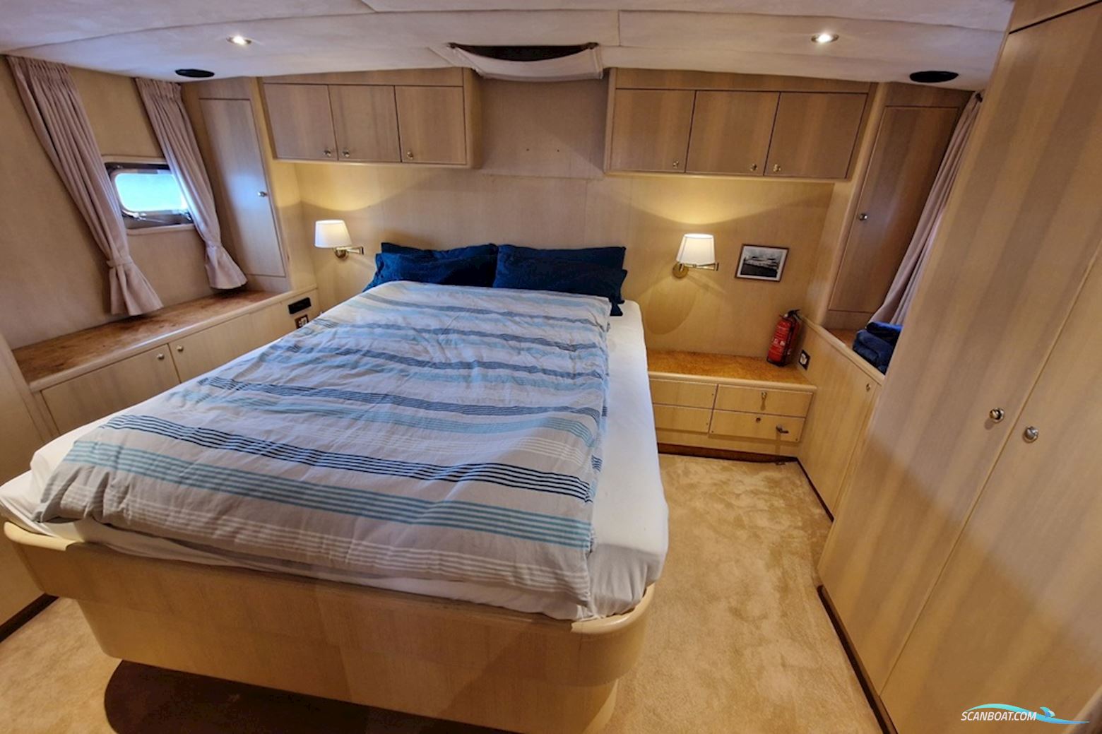 Valk Vitesse 48