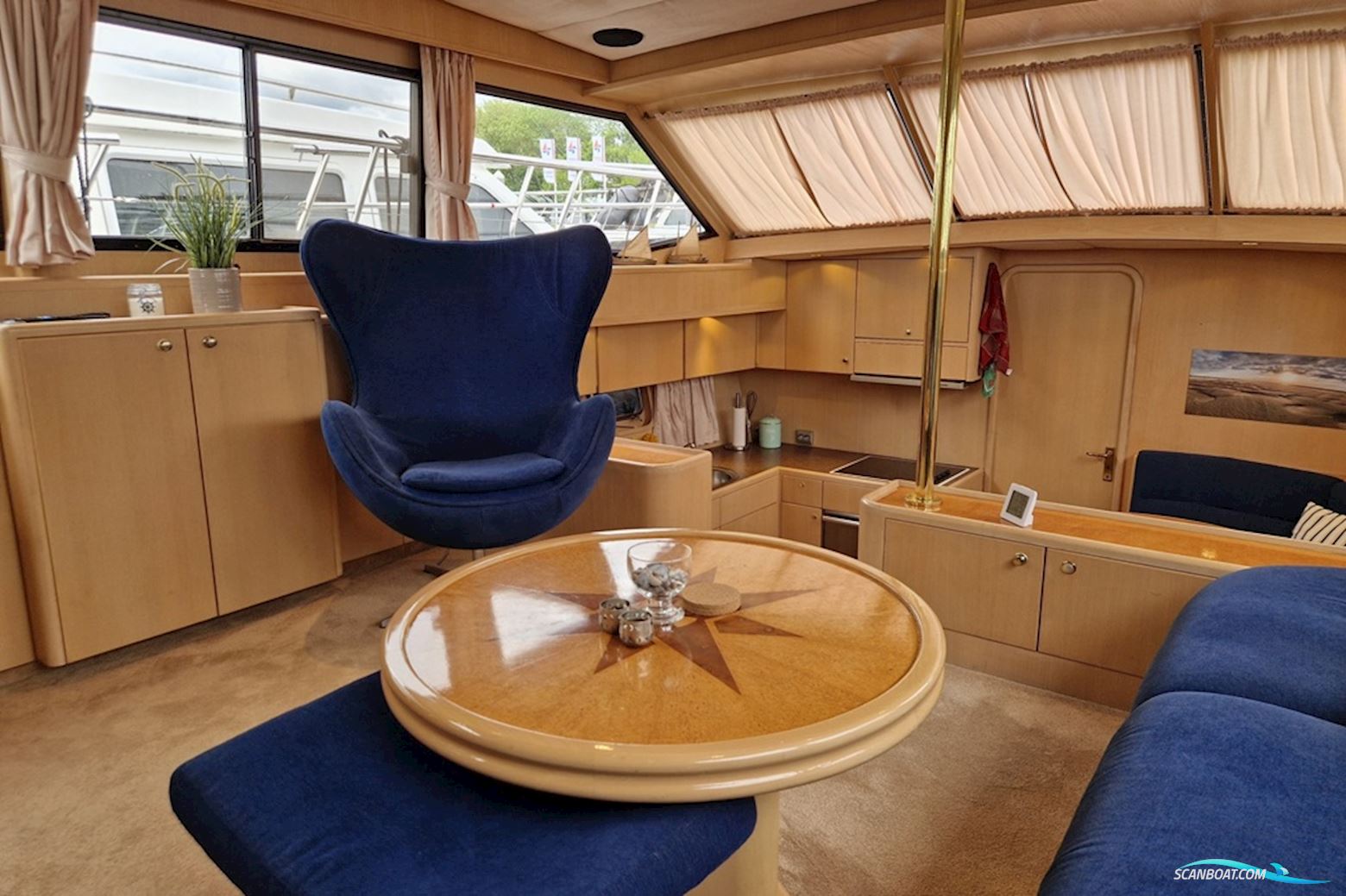 Valk Vitesse 48