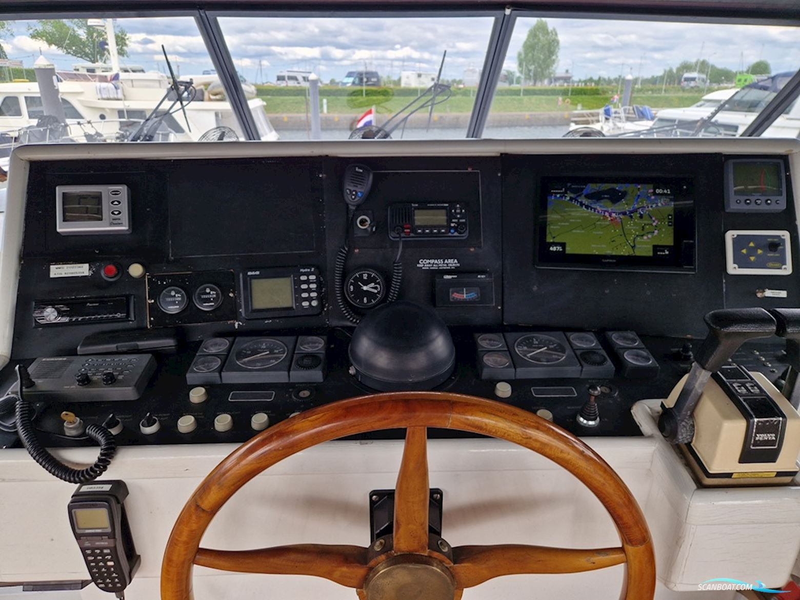 Valk Vitesse 48