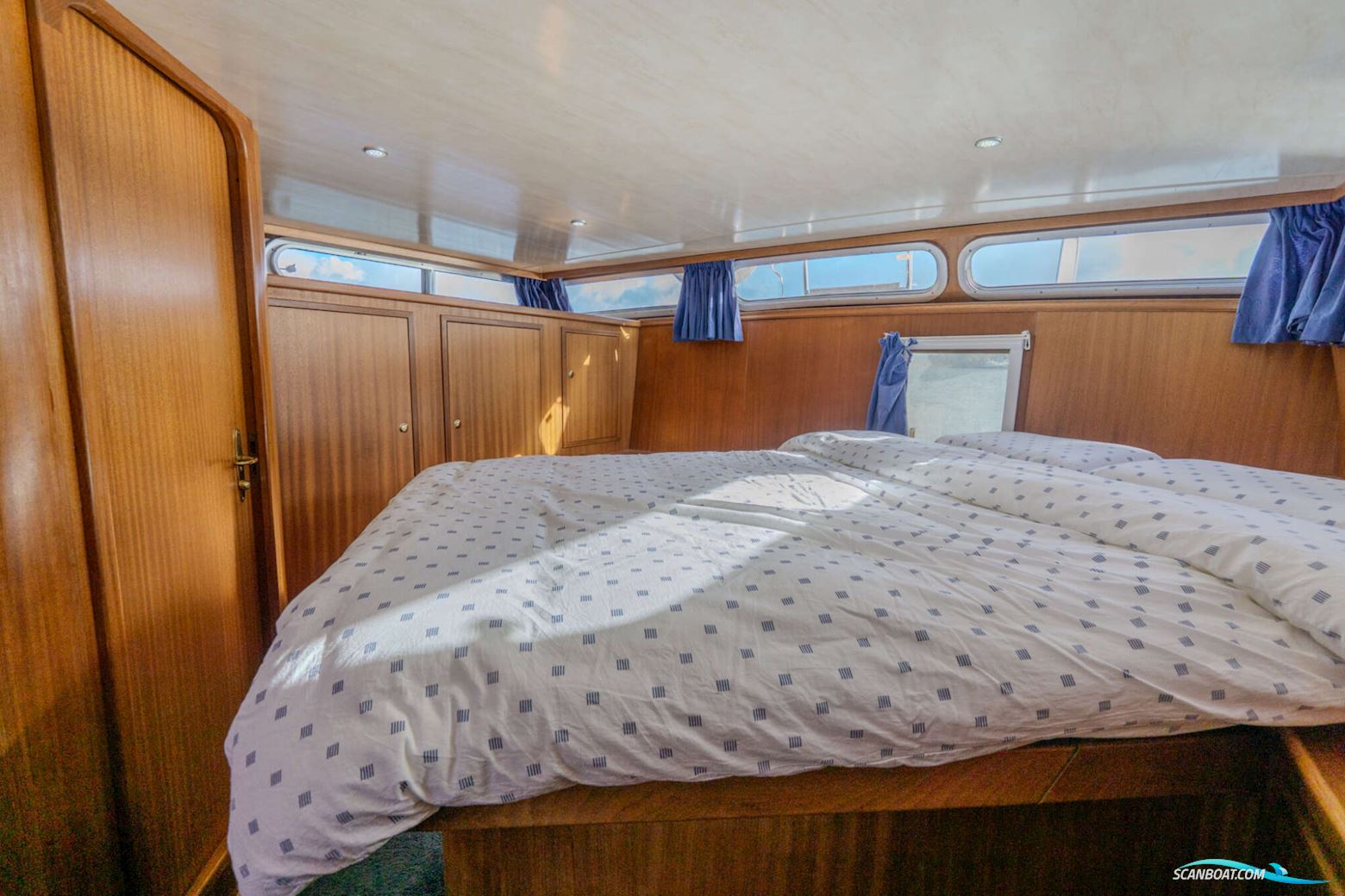 Valkkruiser 11.80 AK Cabrio