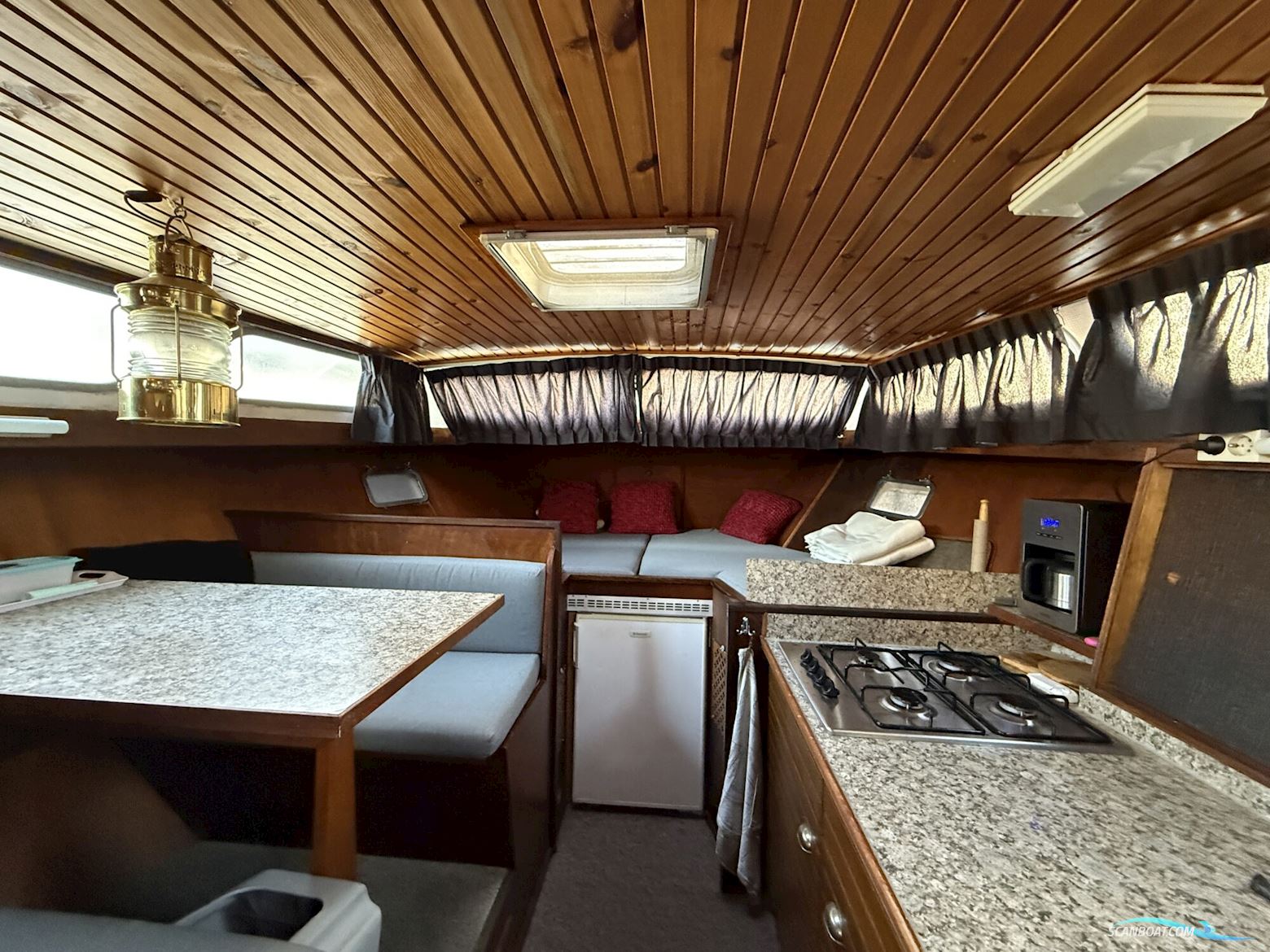 Valkkruiser 12.30 AK Cabrio