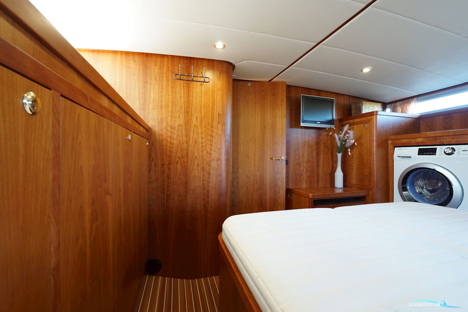 Valkkruiser Challenger 45 VS