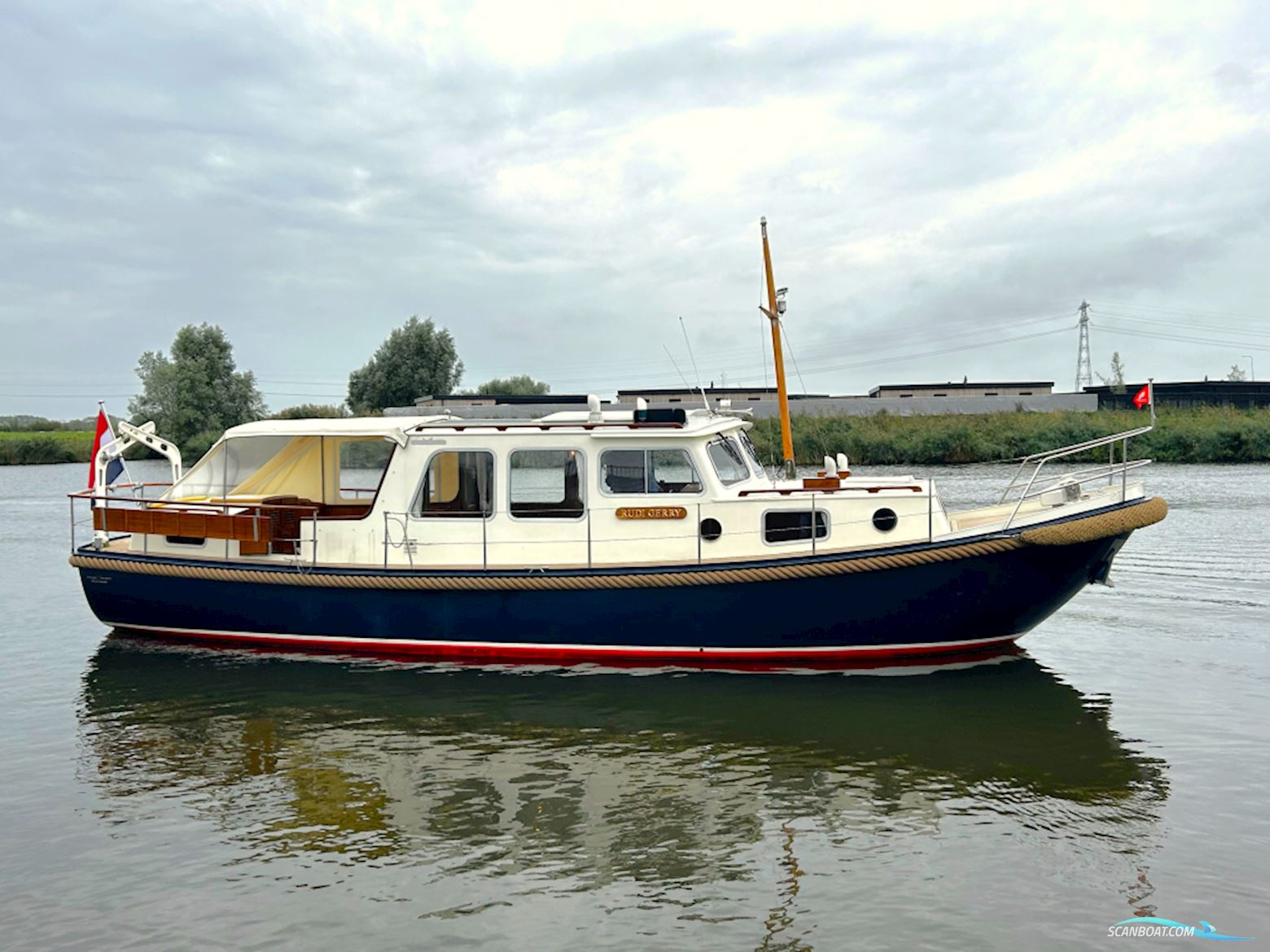 Valkvlet 1130 AK Motorbåt 1979, med Mitshubishi motor, Holland