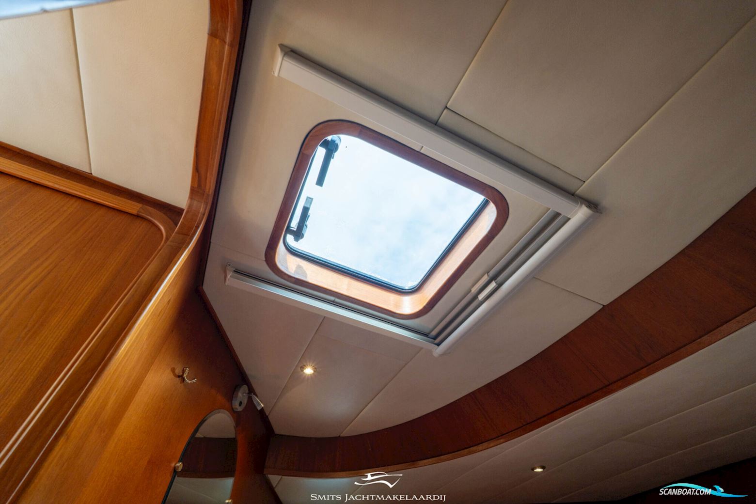 Van Den Hoven Allure 155 Cabrio