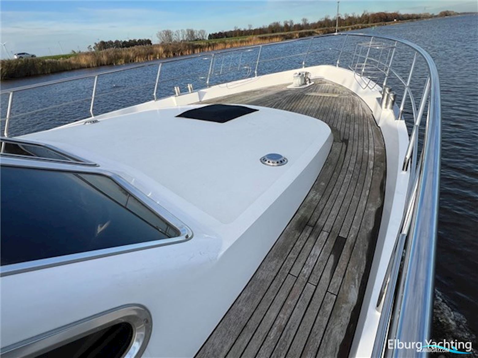 Van den Hoven Exclusive 1600 