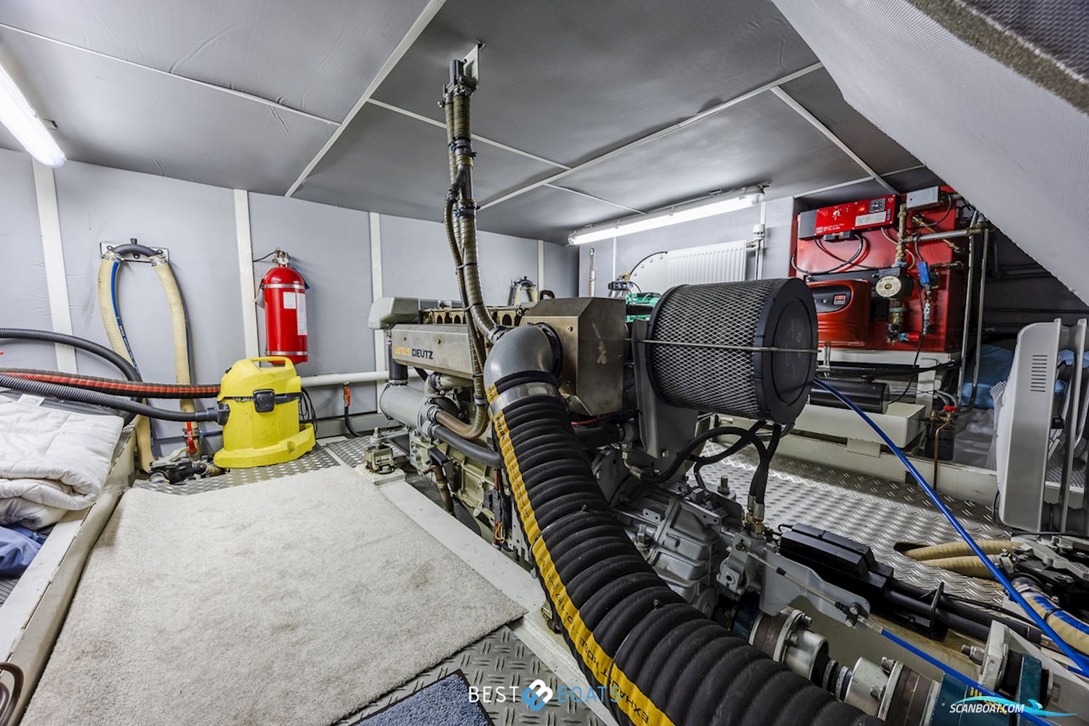 Van Den Hoven Exclusive 1600