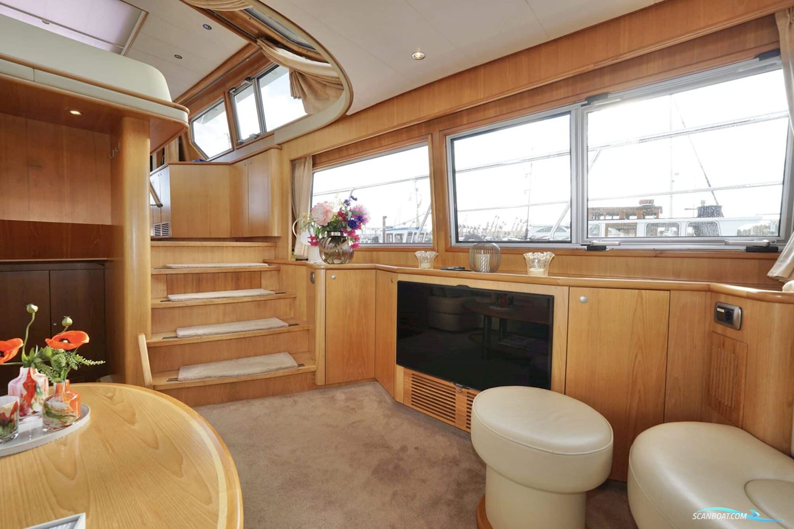 Van den Hoven Exclusive 18.00 VS