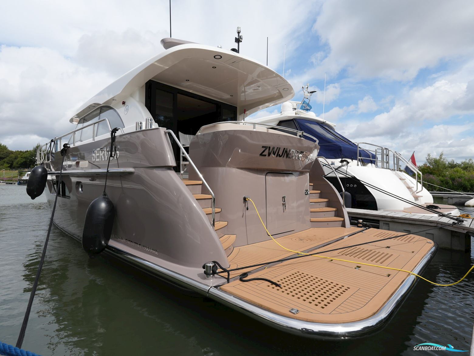 Van den Hoven Executive 15.00 MK II