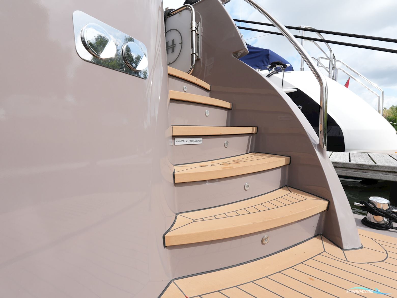 Van den Hoven Executive 15.00 MK II