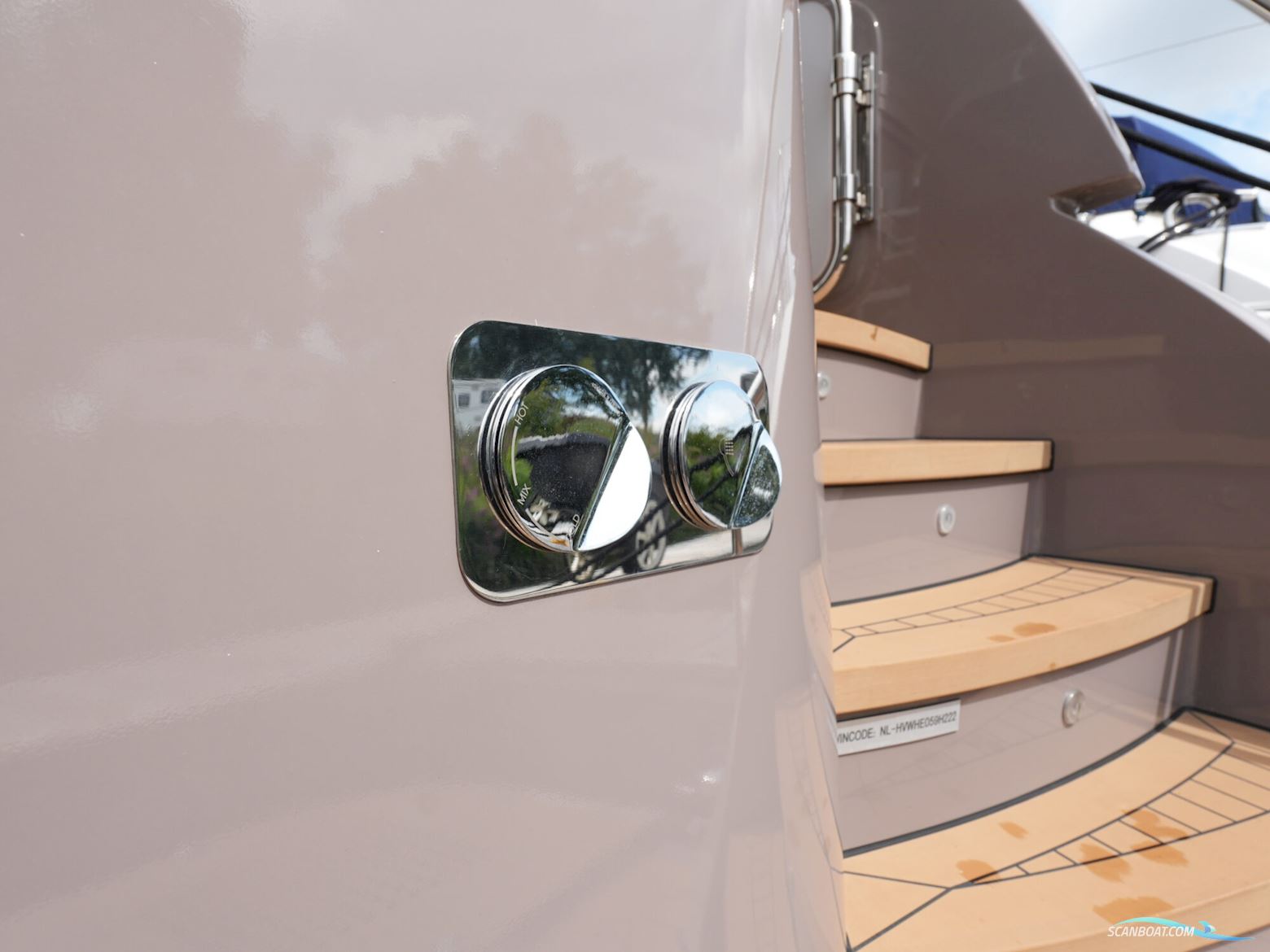 Van den Hoven Executive 15.00 MK II