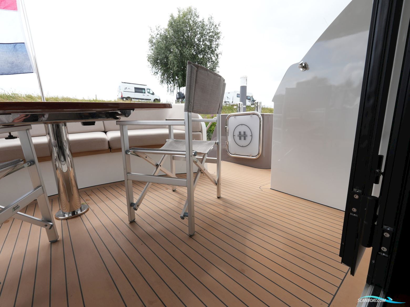 Van den Hoven Executive 15.00 MK II