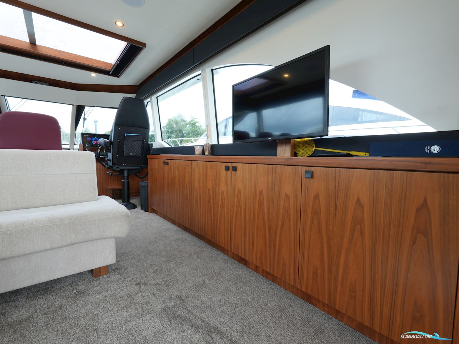 Van den Hoven Executive 15.00 MK II