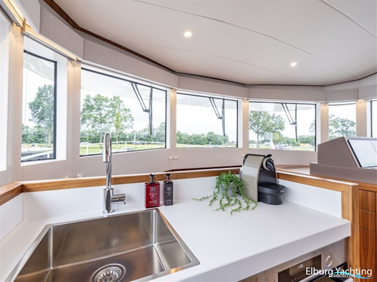 Van den Hoven Executive 18.50 - Stabilizers 