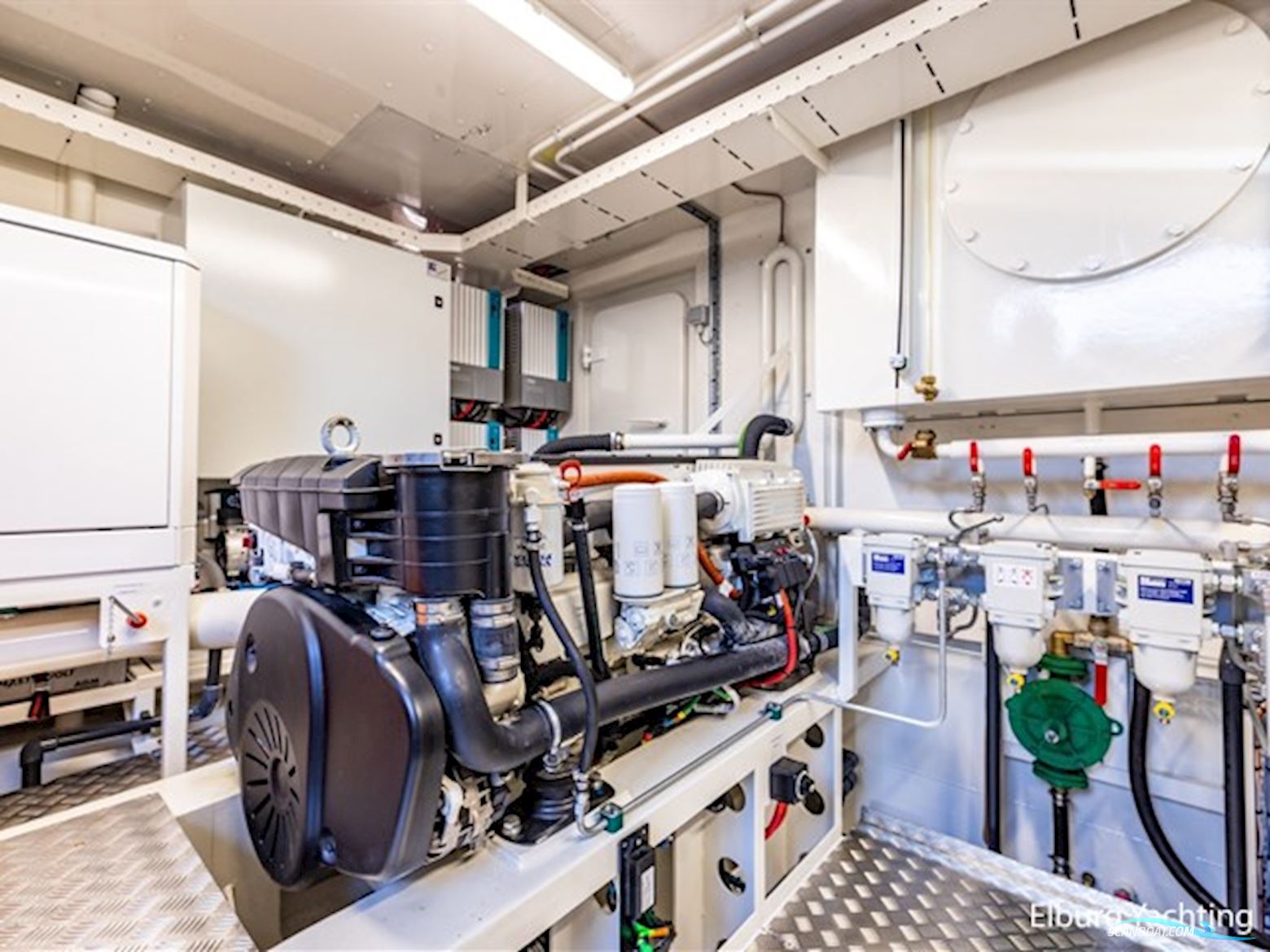 Van den Hoven Executive 18.50 - Stabilizers 