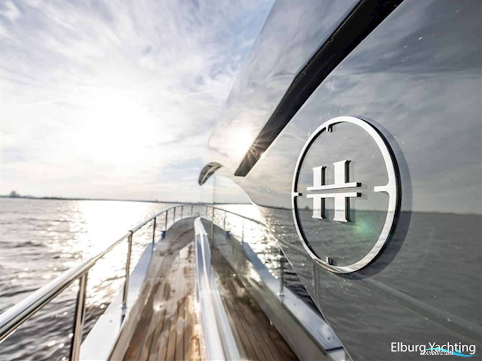 Van den Hoven Voyager 50 