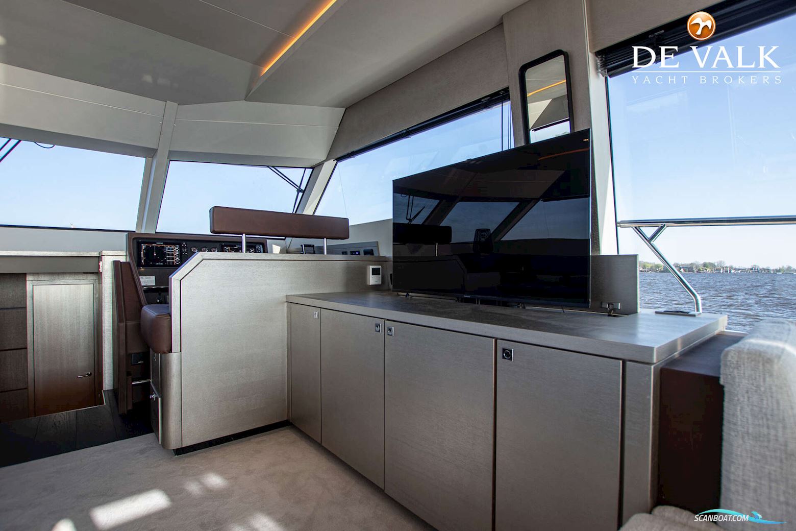 Van Der Heijden Phantom 70