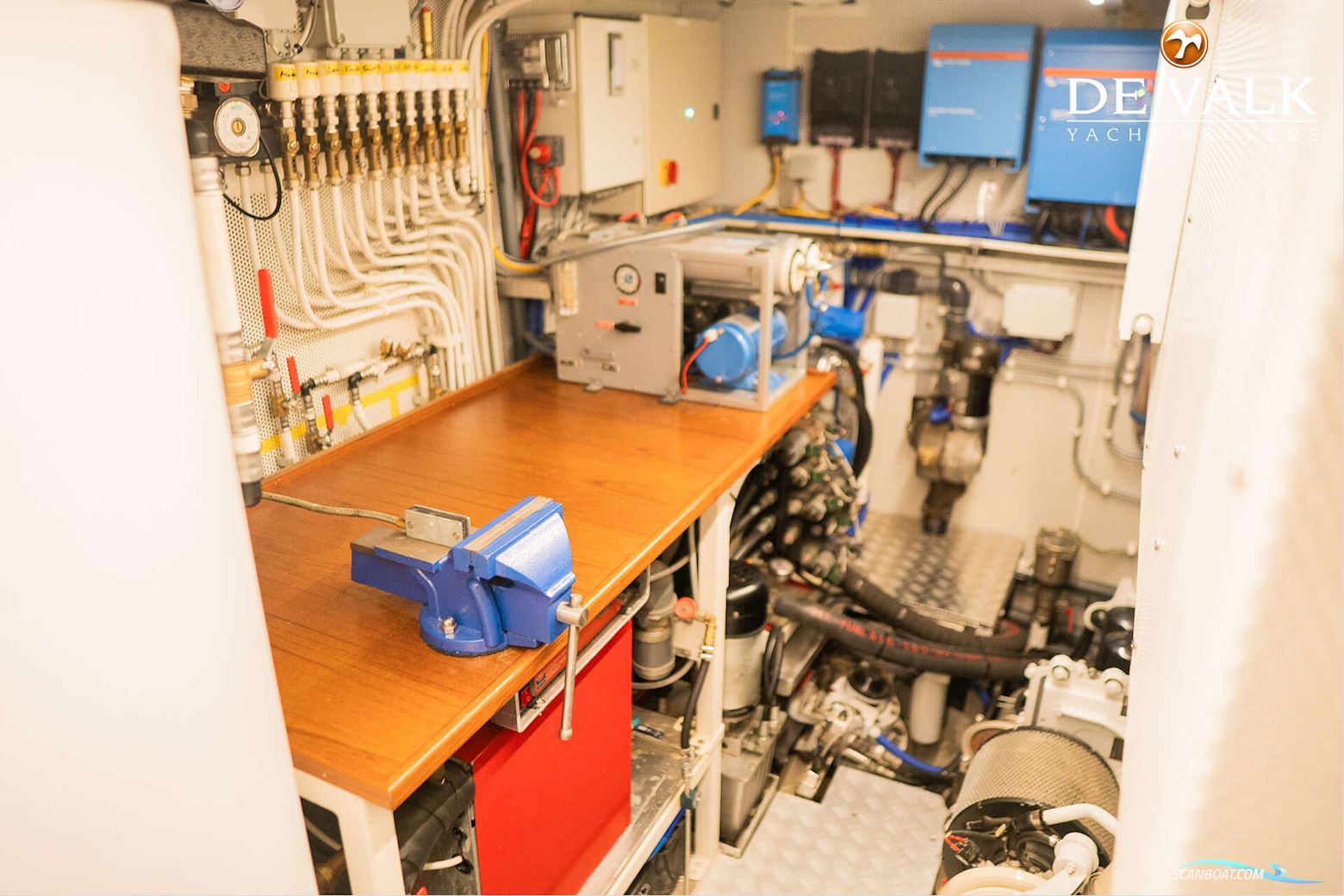 Van Der Heijden Superior Fly 2400