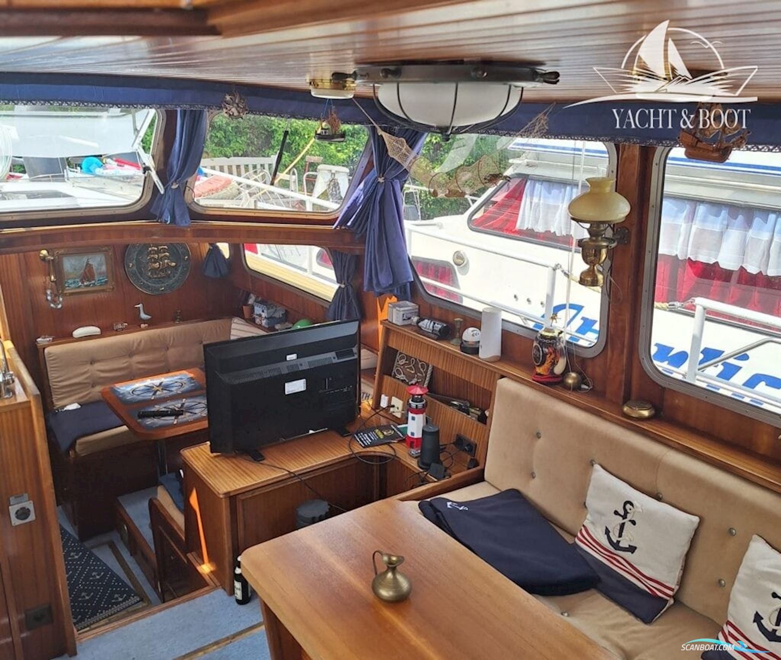 Van Der Valk 12.0