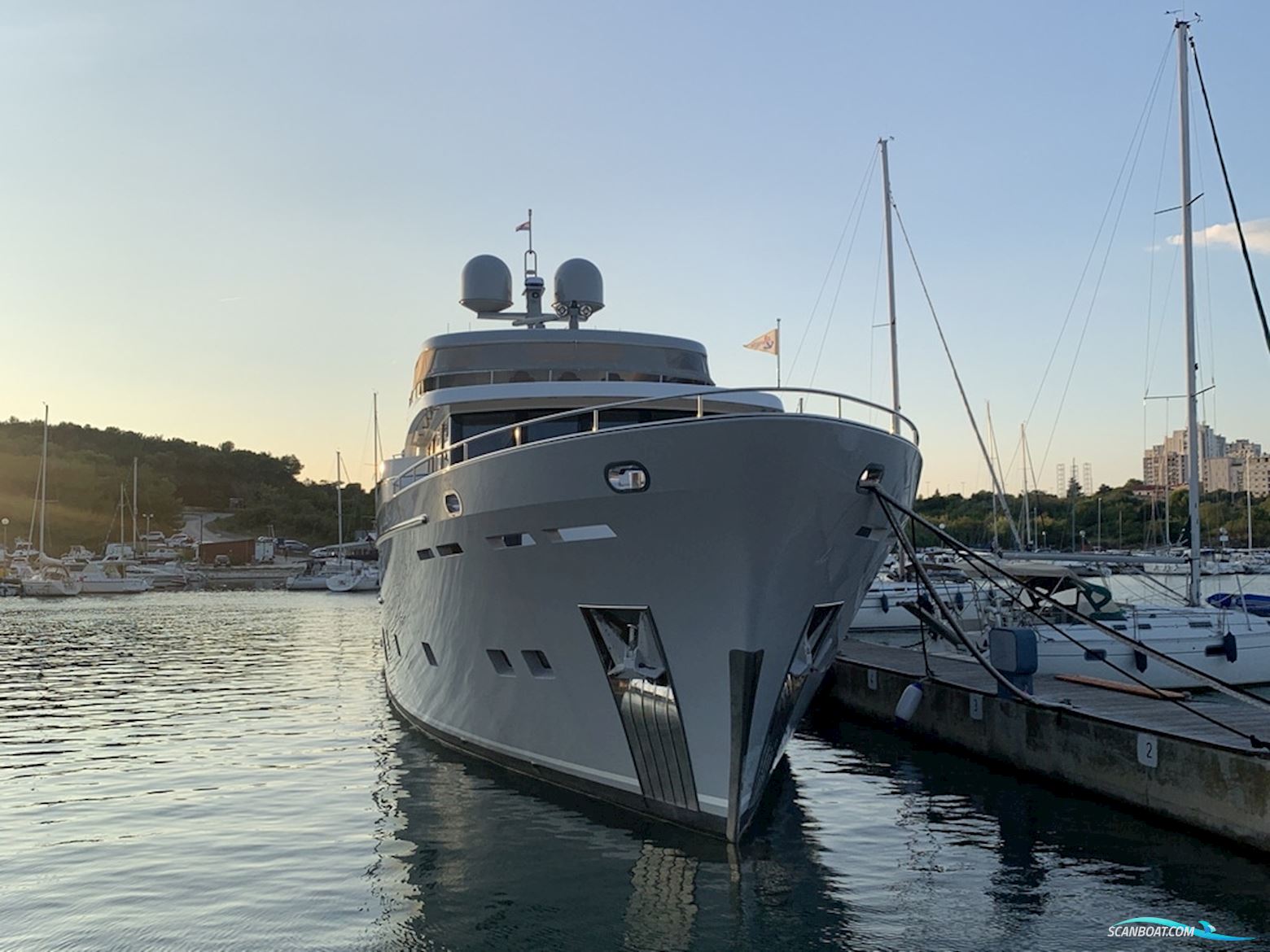 Van Der Valk 37m Explorer