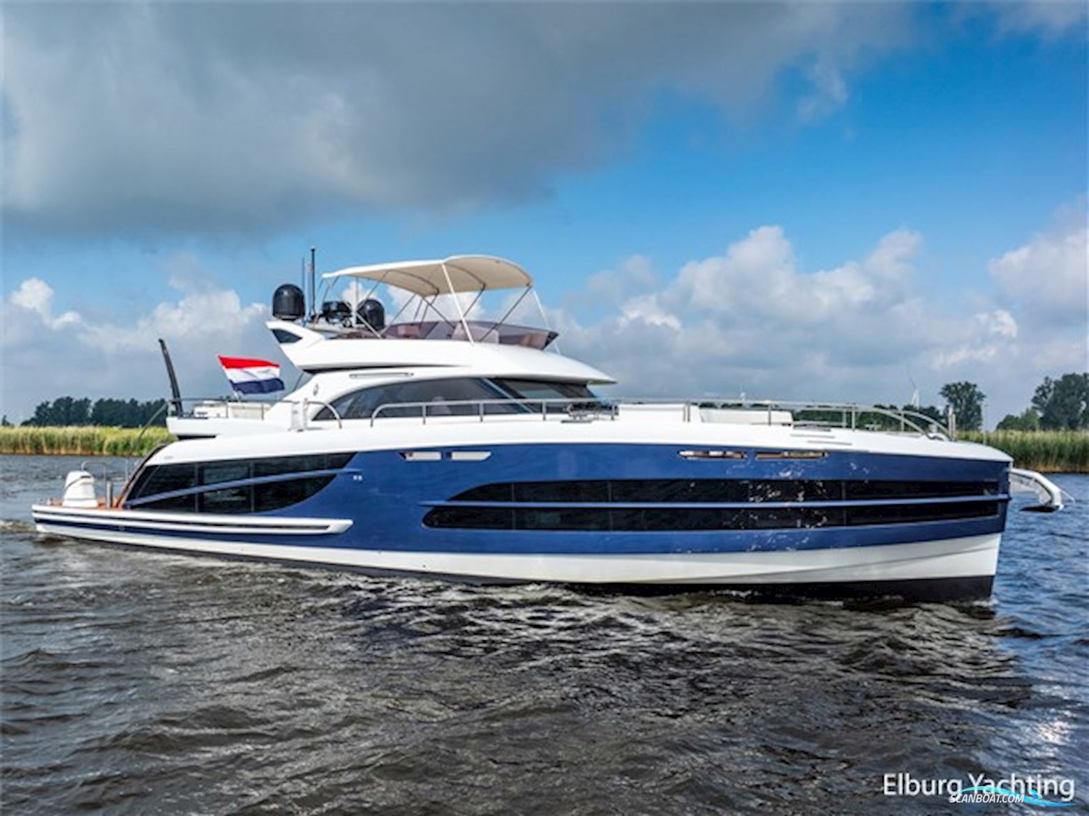 Van Der Valk Beachclub 660 - Flybridge