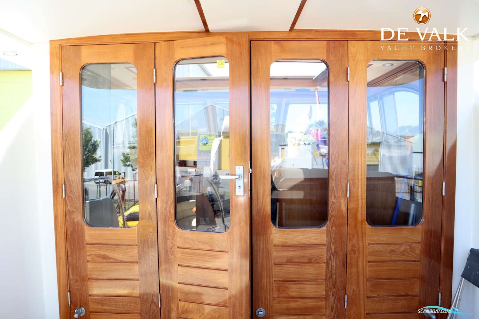 Van Der Valk Continental 15.50 FR