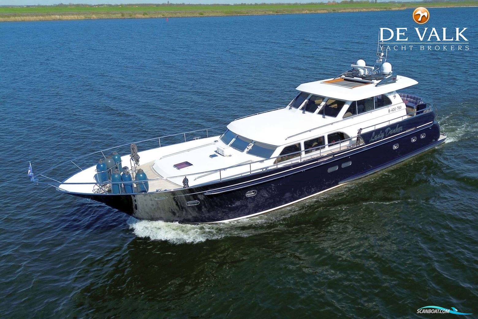 Van Der Valk Continental 1900 Wheelhouse