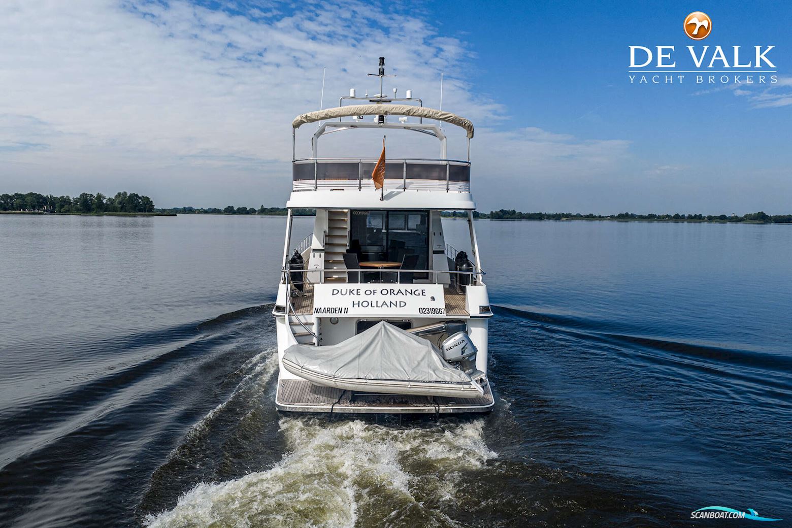 Van Der Valk Explorer 25M