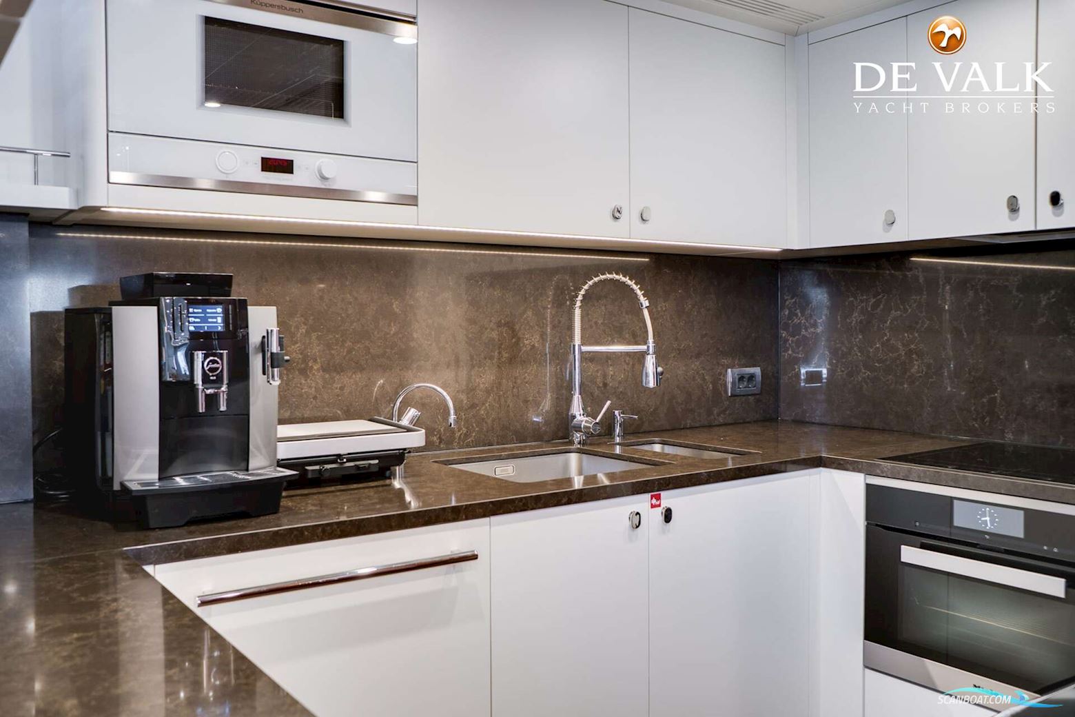 Van Der Valk Explorer 27M