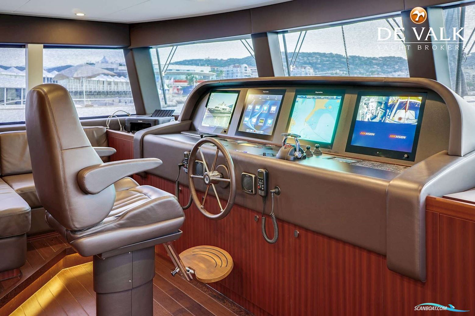 Van Der Valk Explorer 27M