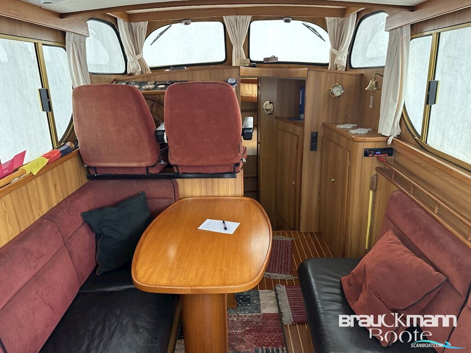 van Lent/Holland Salon Super Kruiser,