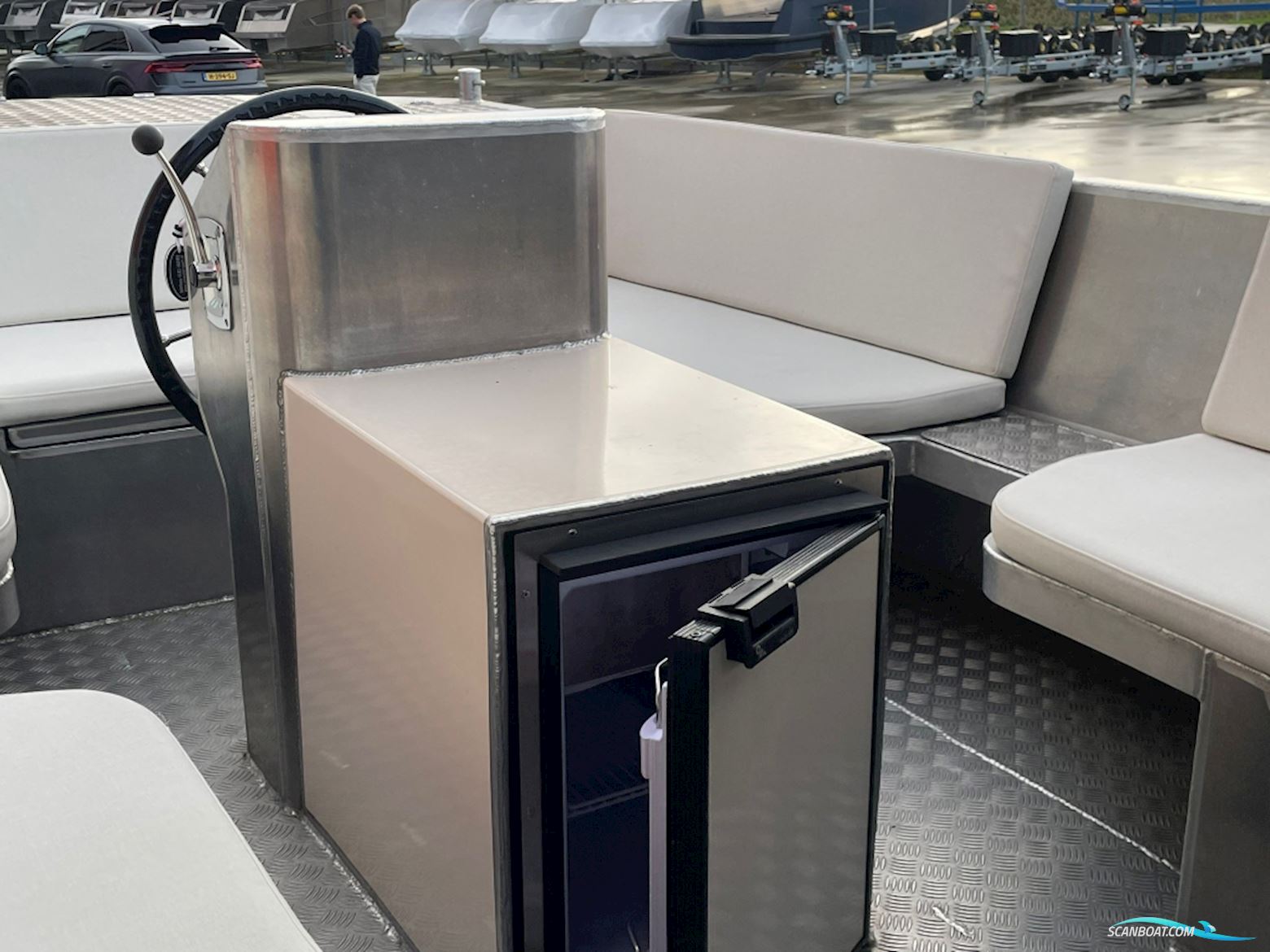 Van Vossen 777 Tender Occasion