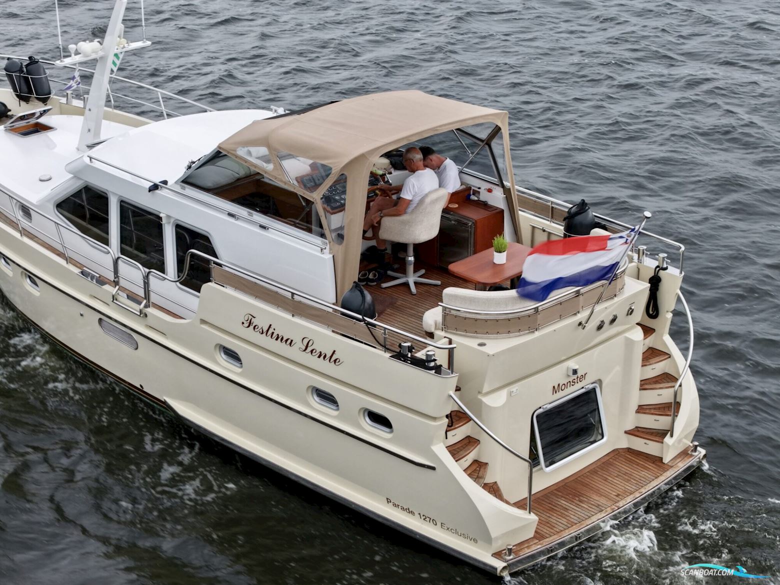 Van Vossen Parade 12.70 AK Exclusive