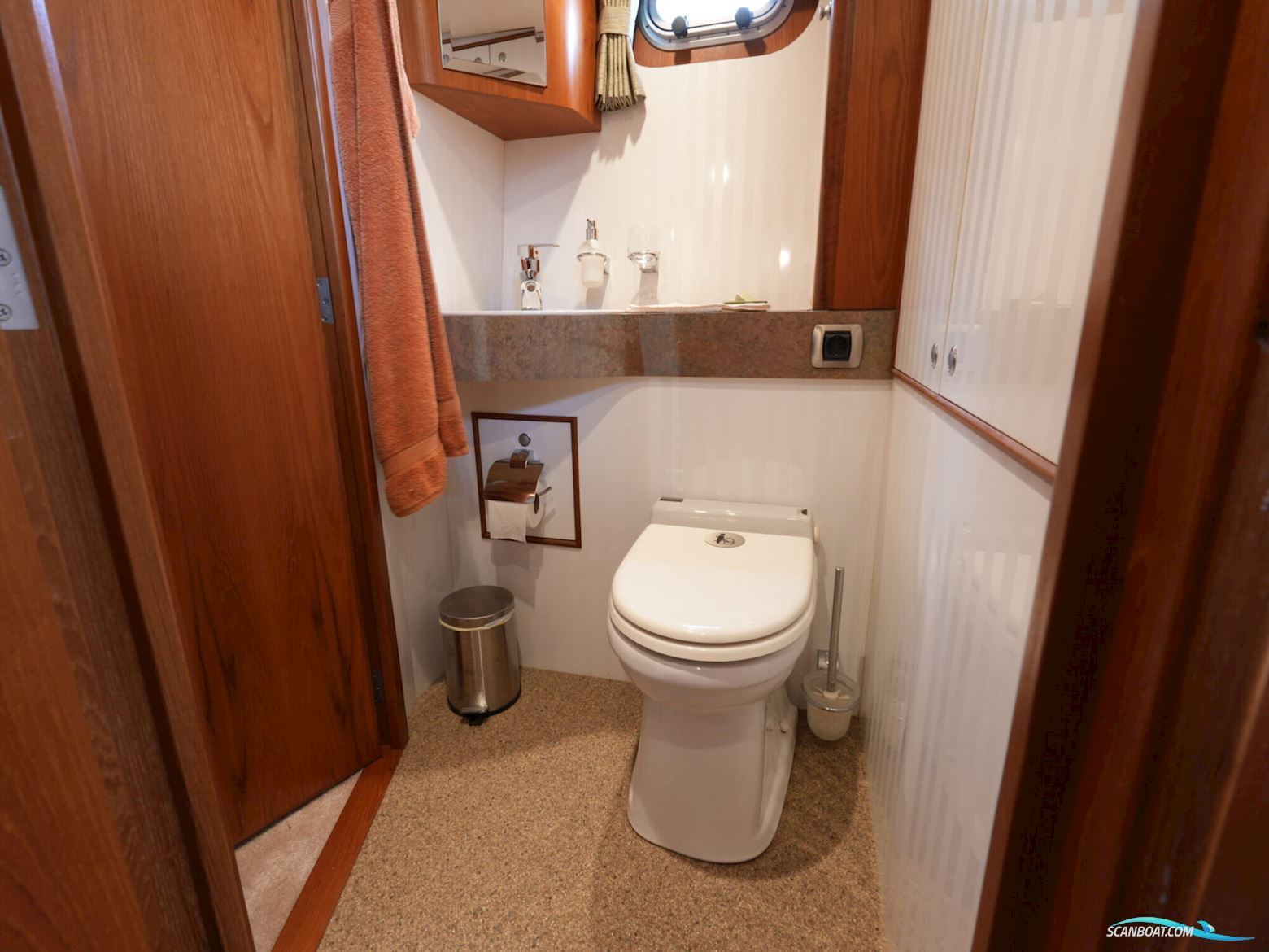 Van Vossen Parade 12.70 AK Exclusive