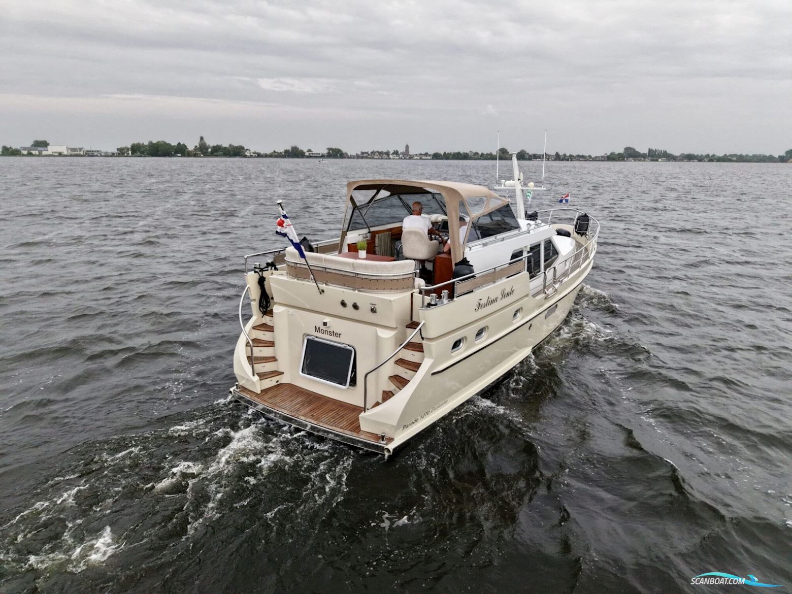 Van Vossen Parade 12.70 AK Exclusive