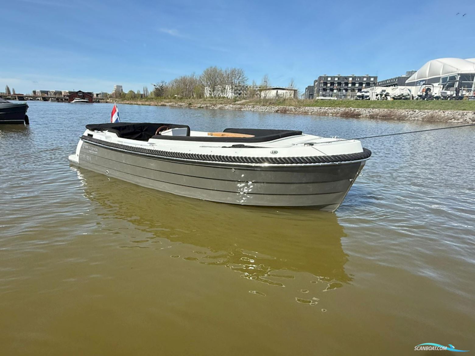 Van Zutphen 633 Tender