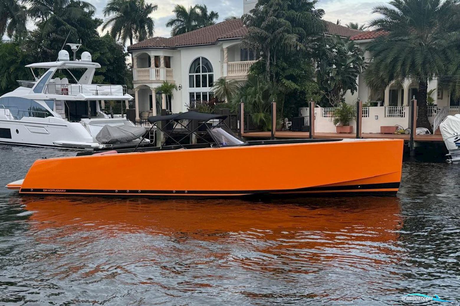 VanDutch 40 Open Bow Motorbåt 2013, Frankrike