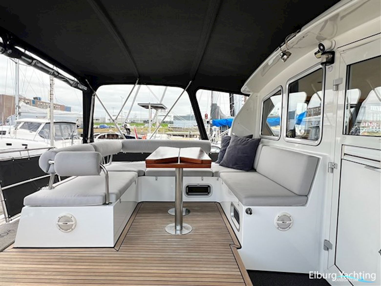 Vdl Pilot 50 - Open Kuip