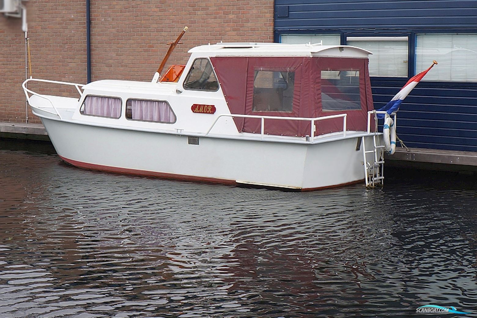VECHTKRUISER 800